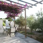 Villa E&e *