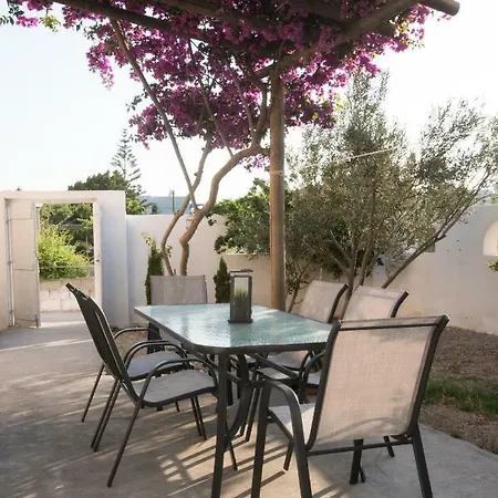 E & E Villa Kamári